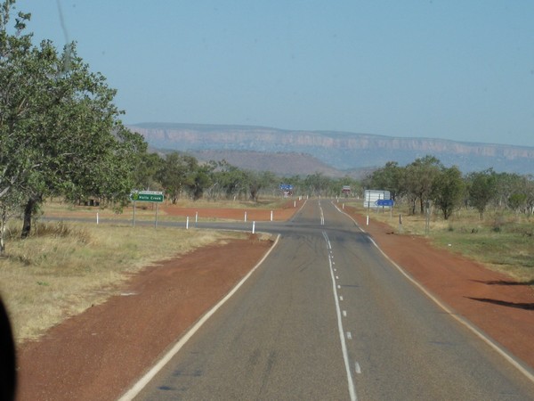 n_img_0671_north_east_end_of_the_gibb_river_road__and_the_cockburn_range.jpg