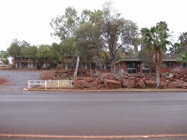 n_img_1641__tom_price_township___we_stayed_at_this_miners__residence___it_was_like_a__uni_res__with_a_great_cafeteria.jpg