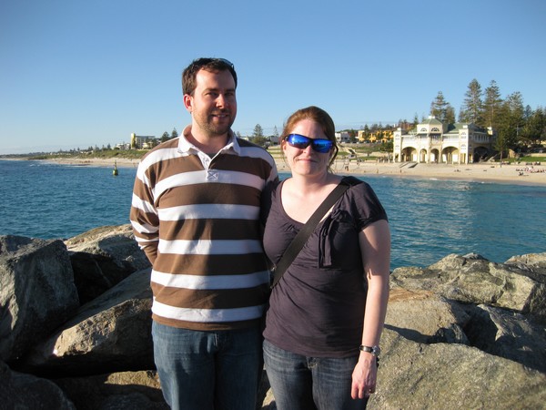 n_img_3335___terry_and_keely__with_the_cottesloe_surf_lifesaving_club_in_the_background.jpg