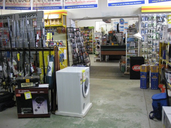 n_img_3898__jamiesons__iga__general_store__and_hardware__sells_everything_you_could_imagine.jpg