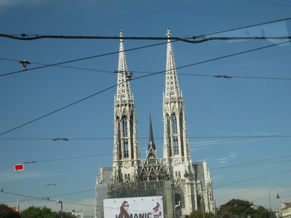 n_img_2656_votivekirche_is_neo_gothic__contrast_with_the_trolley_wires.jpg
