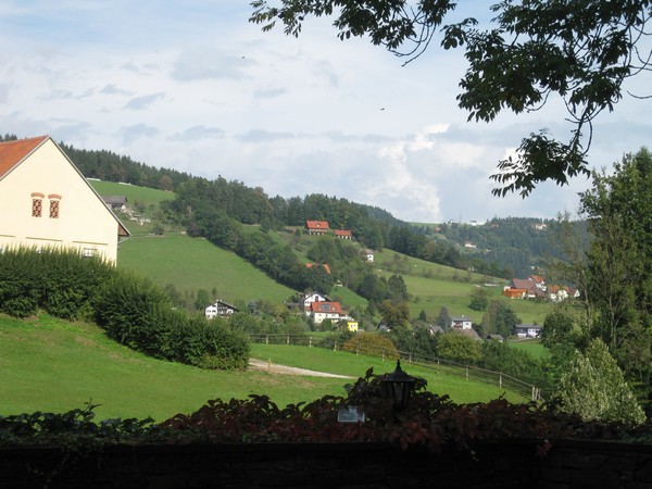 n_img_2749_back_roads_via_hwy_70_and_e66__the_old_route_from_vienna_to_italy.jpg