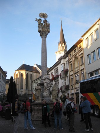 n_img_2789_column_to_great_fire_of_1679__after_which_the_hotel_post_house_was_rebuilt_by_ludwig_widmann.jpg