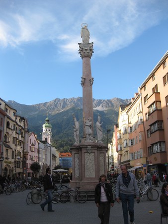 n_img_2926_st_anne_s_column__annasaule___created_of_tyrolean_marble_on_the_withdrawal_of_the_bavarian_troops_in_1703.jpg