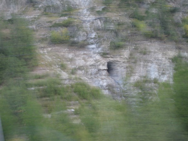 n_img_3368_cave_in_cliff___the_military_has_done_lots_of_tunneling___maybe_theirs.jpg