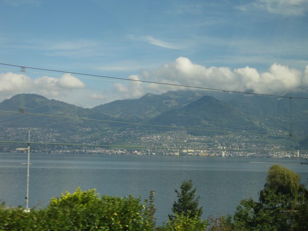 n_img_3726_montreux_switzerland_from_across_lake_geneva__genfersee__lac_l_man___from_st__gingolf.jpg