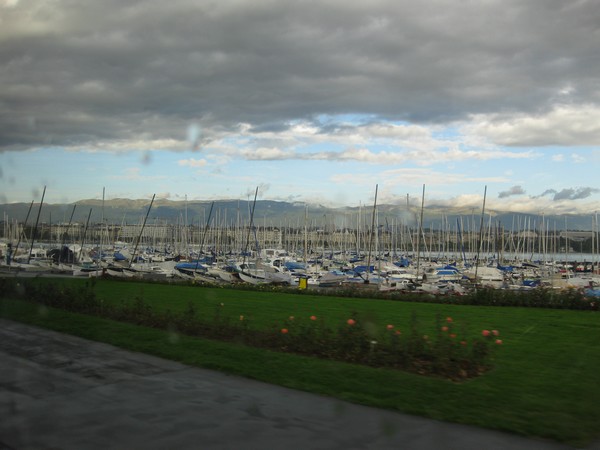 n_img_3862_a_geneva_marina___back_in_switzerland__the_border_loops_around_this_end_of_the_lake__just_far_enough_inland_to_include_geneva.jpg