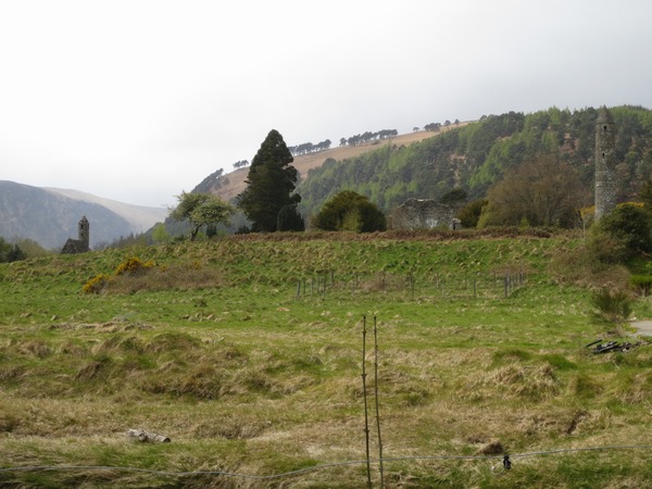 n_img_2720__glendalough_monastic_site_in_county_wicklow__founded_by_st__kevin_in_the_6th_century_.jpg
