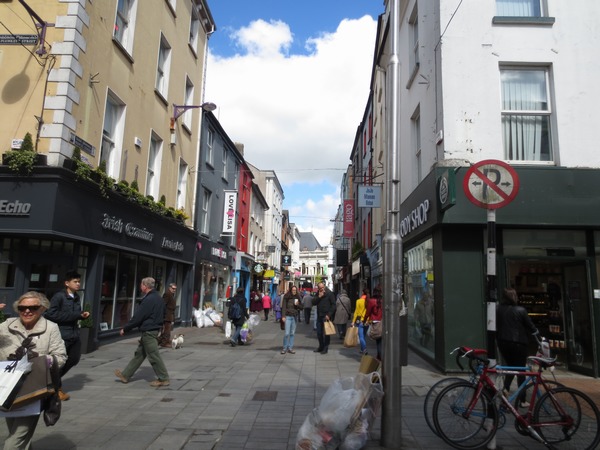n_img_2960__narrow_princes_st___off_oliver_plunkett__beside_the_english_market.jpg