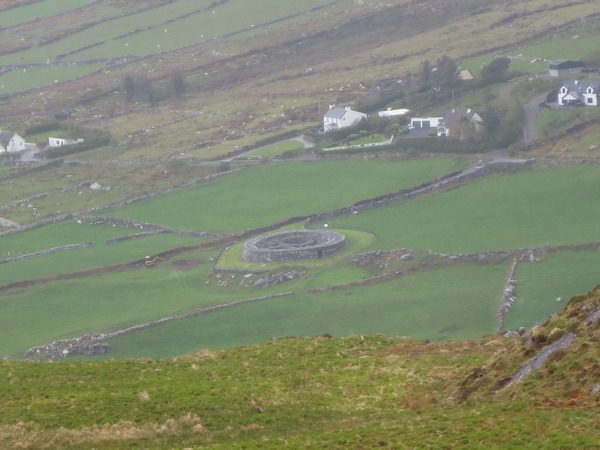 n_img_3164__loher_stone_ring_fort_near_waterville.jpg