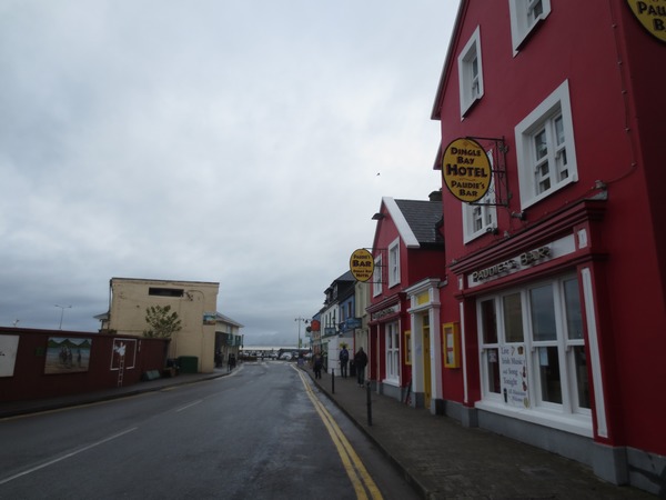 n_img_3299__to_paddy_s_bar_for_lunch.jpg
