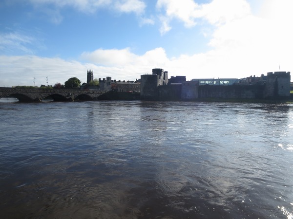 n_img_3382____in_about_1200_limerick__on_the_shannon_r___was_chartered_and_king_john_s_castle_was_built.jpg