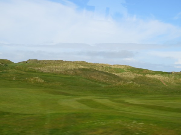 n_img_3465__real_golf_links_in_the_dunes___likely_one_of_many_at_lahinch.jpg