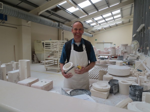 n_img_3768__the_artisans_were_happy_to_tell_us_about_their_work.jpg