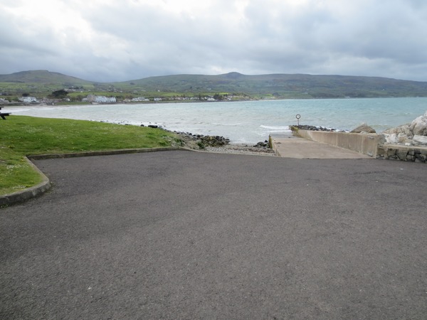 n_img_4067_back_to_ballygally_village_from_ballygally_head.jpg