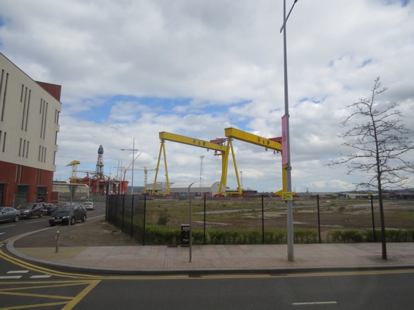 n_img_4209__harland_and_wolff_shipyard_cranes__samson_and_goilath___among_the_largest_in_the_world_.jpg