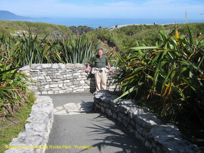 2007_03_27__2059_bob_on_walkway_at_pancake_rocks_park___punakaiki_.jpg