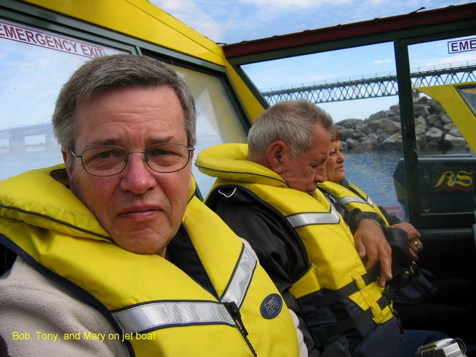 2007_03_28__2096_bob__tony__and_mary_on_jet_boat.jpg