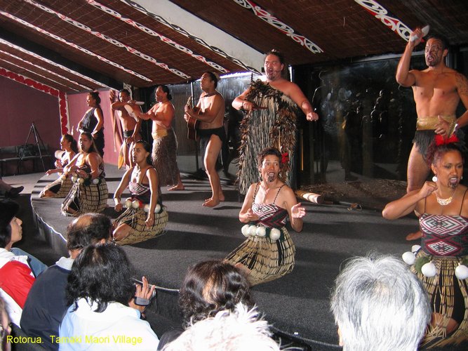 2007_04_05__2386_rotorua___tamaki_maori_village.jpg