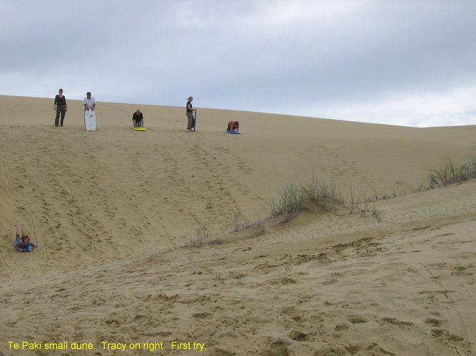 2007_04_09__2506__te_paki_dune___tracy_s_first_go.jpg